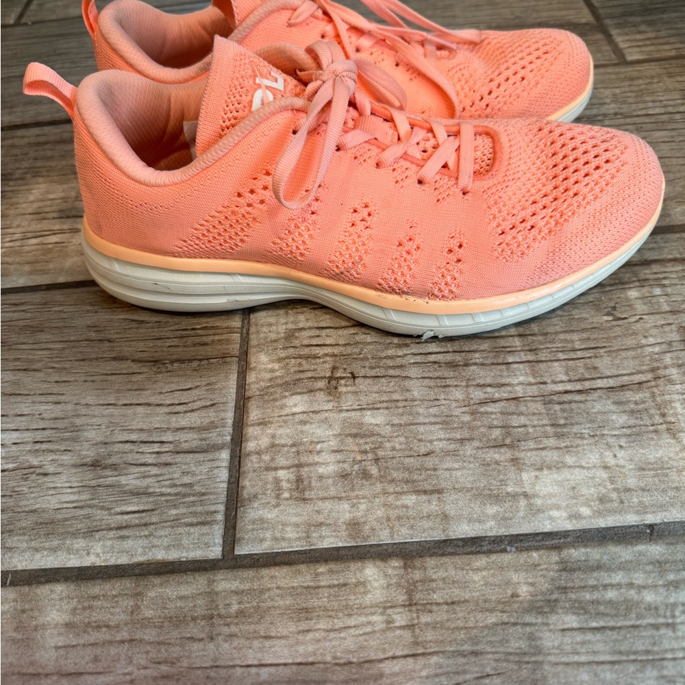 APL Women's Coral Athletic Shoes - Picture 4 of 6